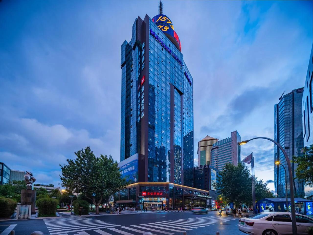 Ibis Chengdu Taikoo Li Chunxi Road photo