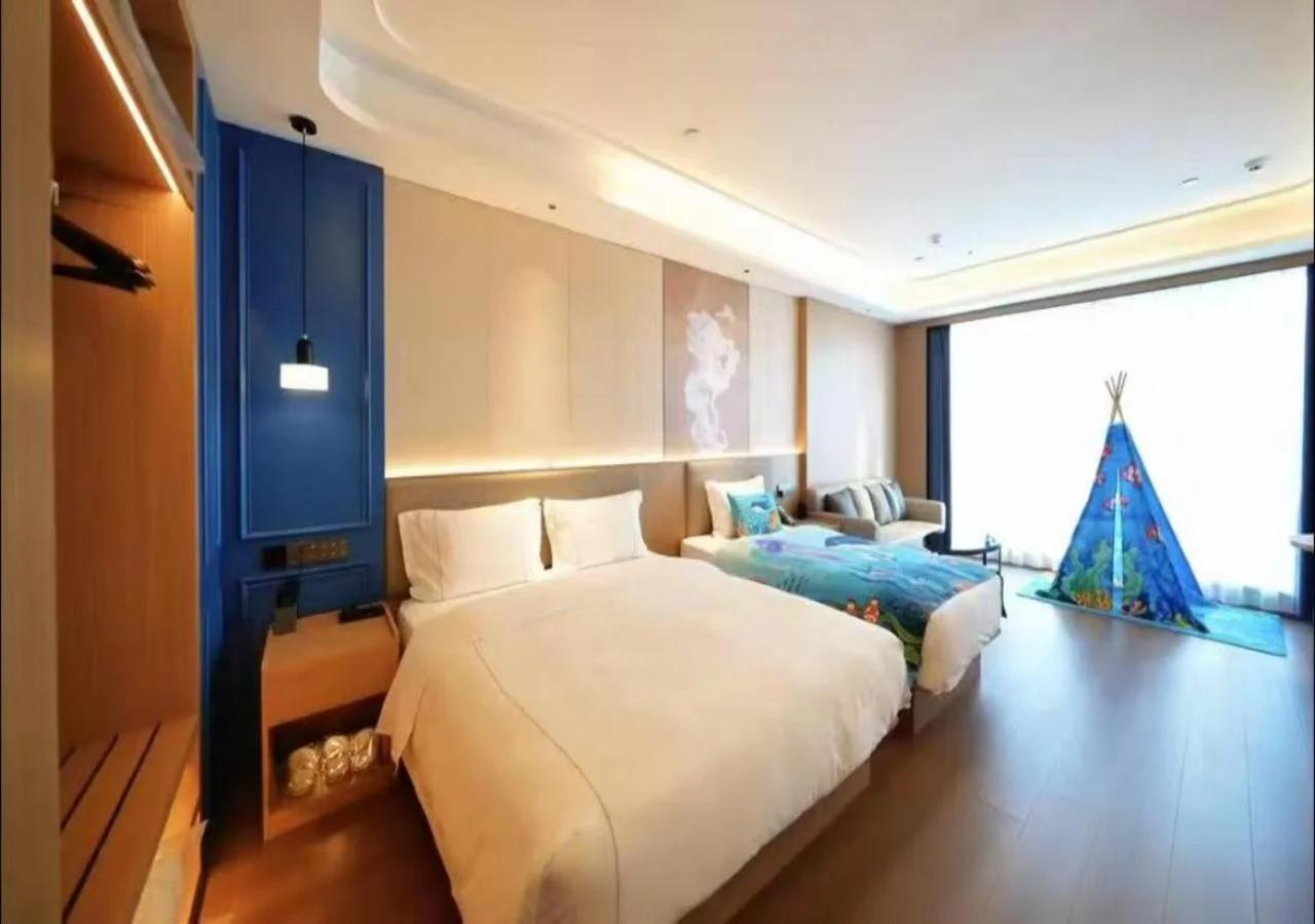 Microtel by Wyndham Qingdao Huangdao photo