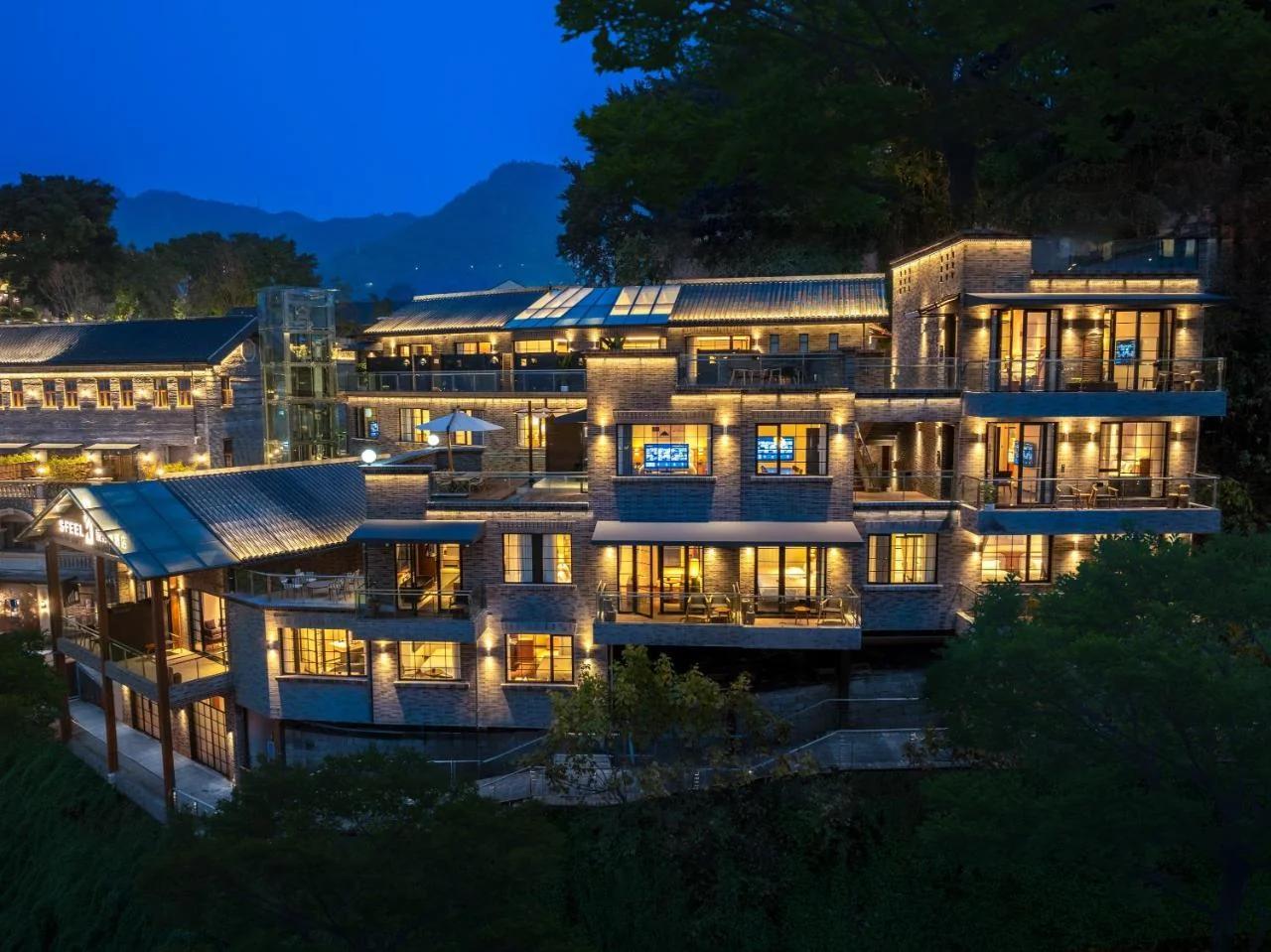 SFEEL设计师酒店Designer Hotel成都太古里滨江路店 foto