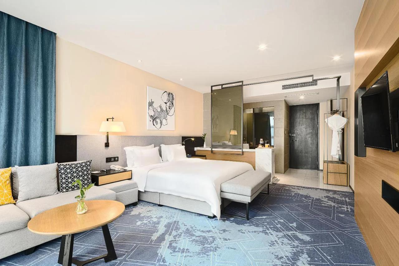 成都V hotel精品酒店 photo
