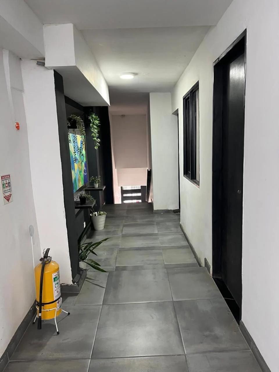 Apartaestudio en primer piso photo