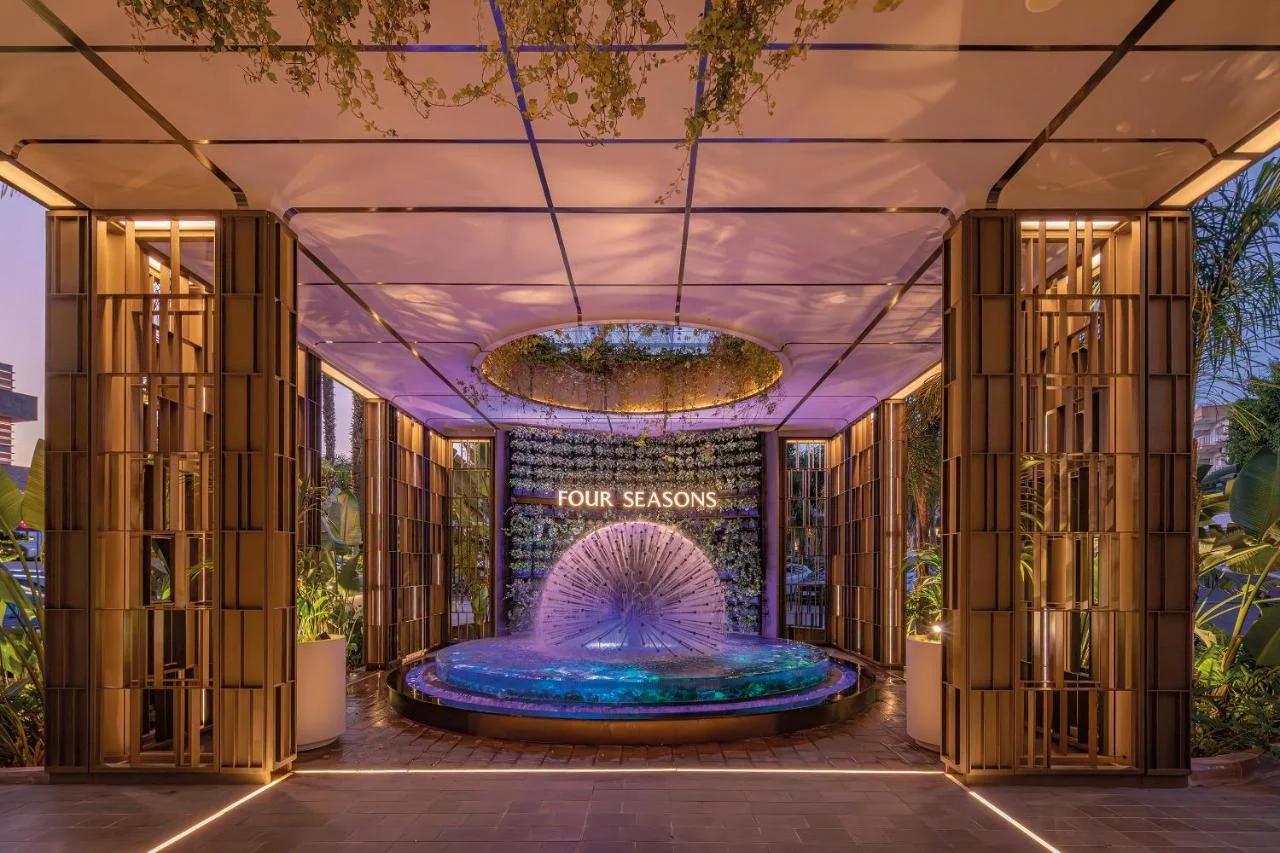 Four Seasons Hotel photo