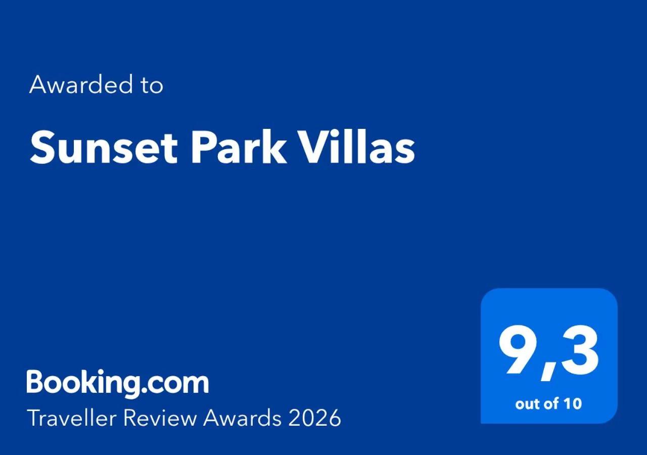 Sunset Park Villas photo