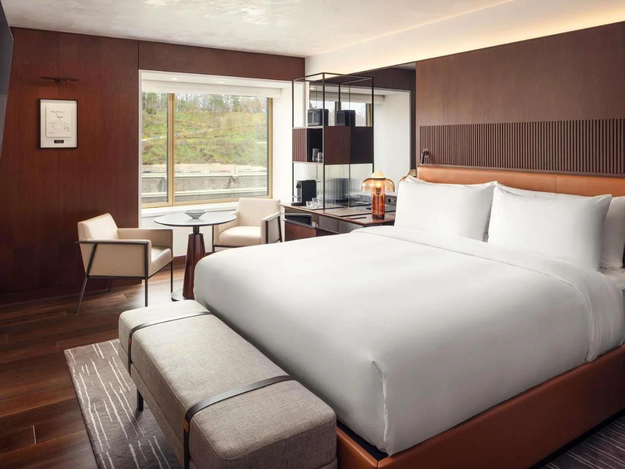 Fairmont Golden Prague photo