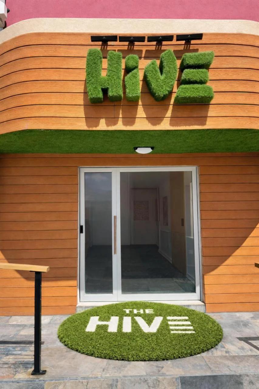 The Hive Boutique Hotel Deluxe King Room 102 photo