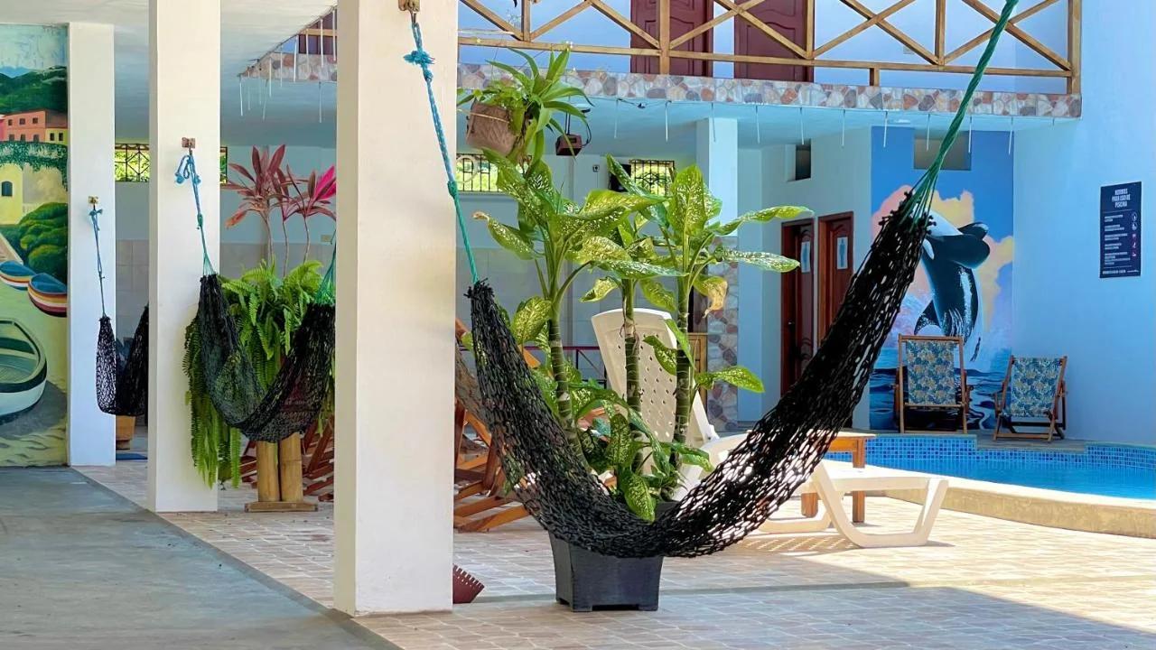 Hostal Laurita Beach photo