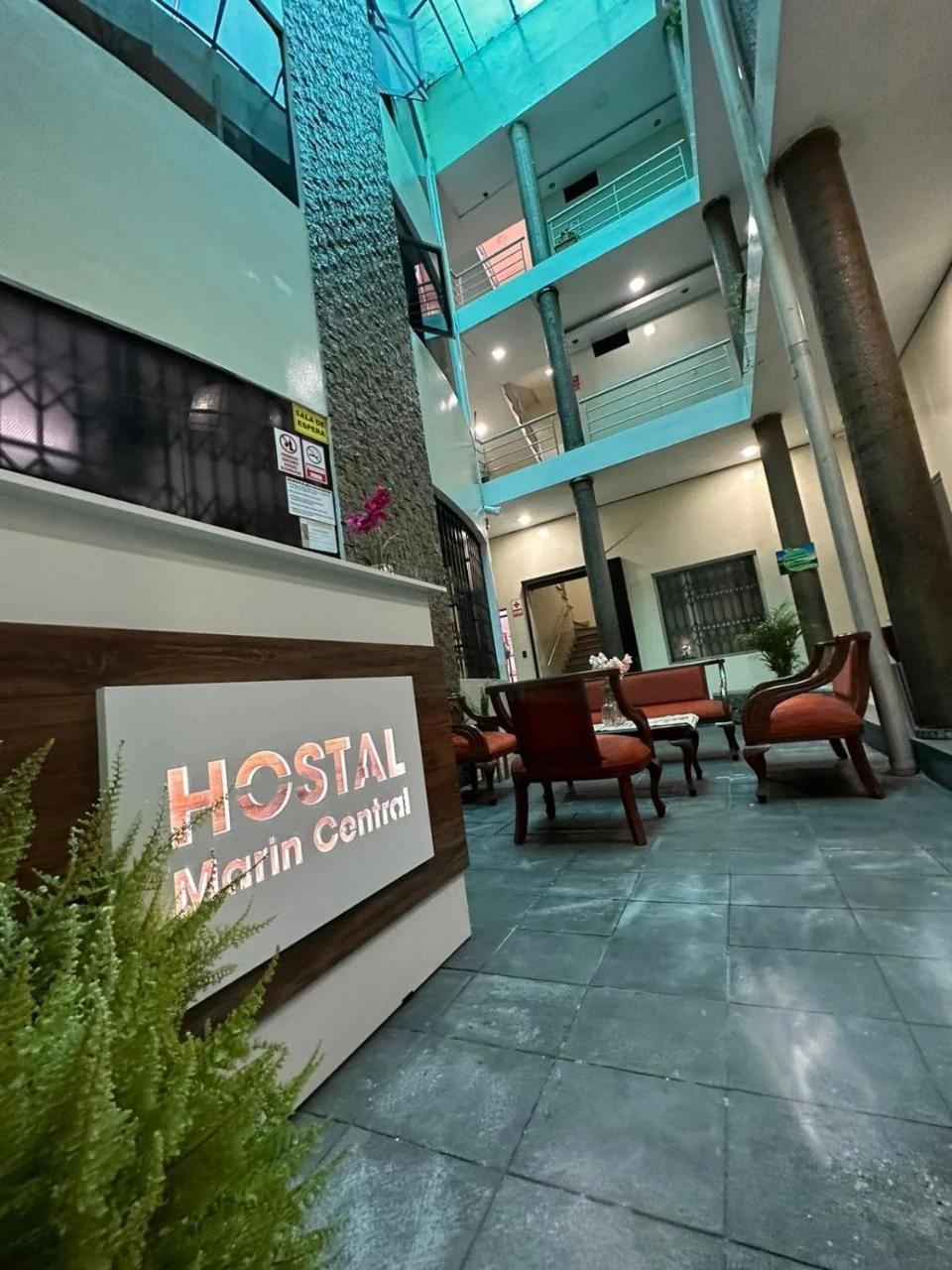 Hostal Marín Central - Quito