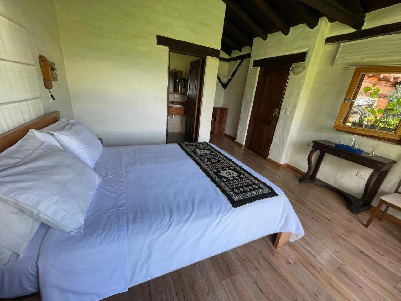 Ilatoa Lodge photo