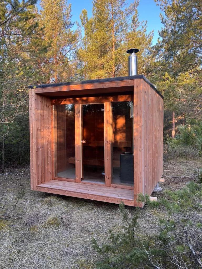 Üügumetsa treehouse foto