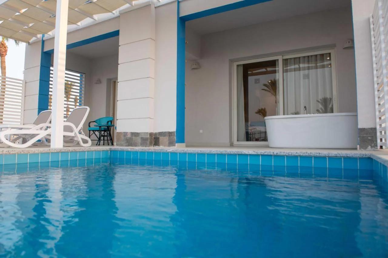 Casa Blue Resort photo