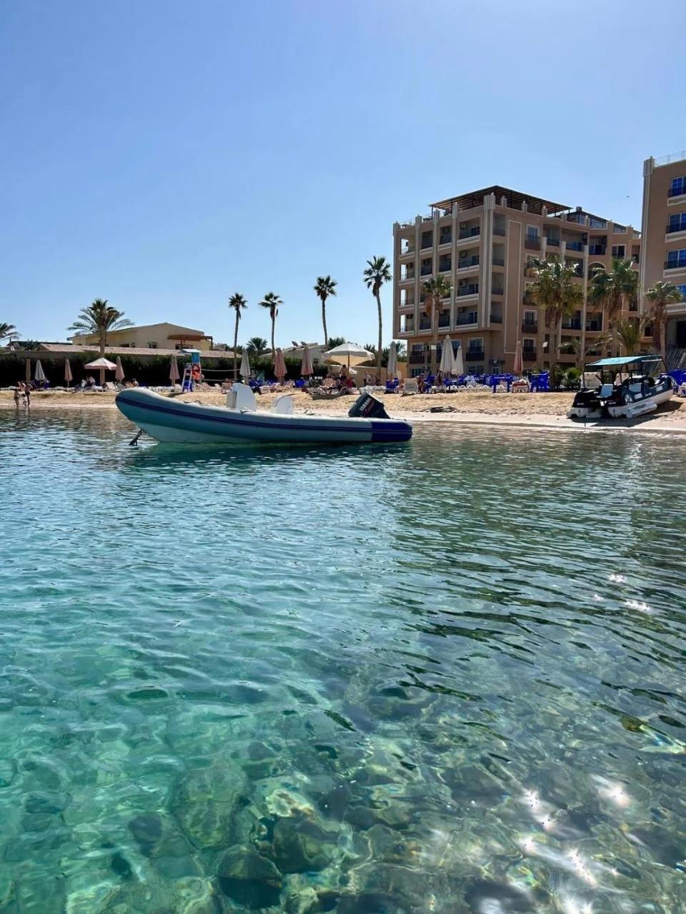 Large Studio Beach & Pool Hurghada - Wifi photo