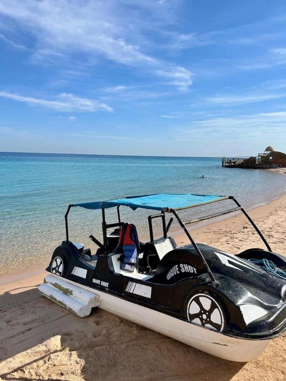 Large Studio Beach & Pool Hurghada - Wifi photo