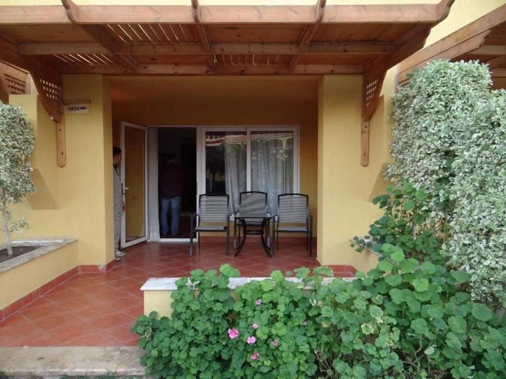 Patio suite, Porto marina photo