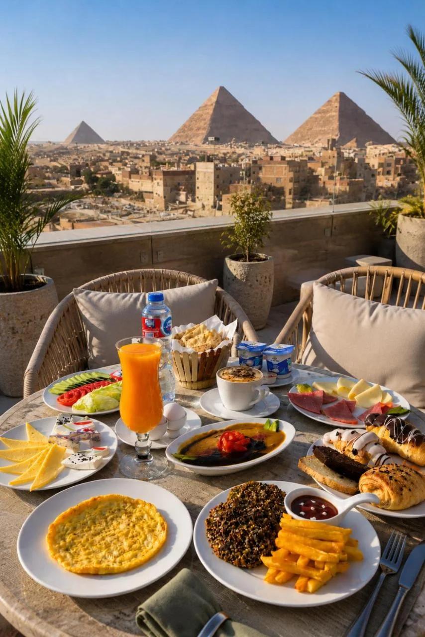 Queen Crown Pyramids Hotel