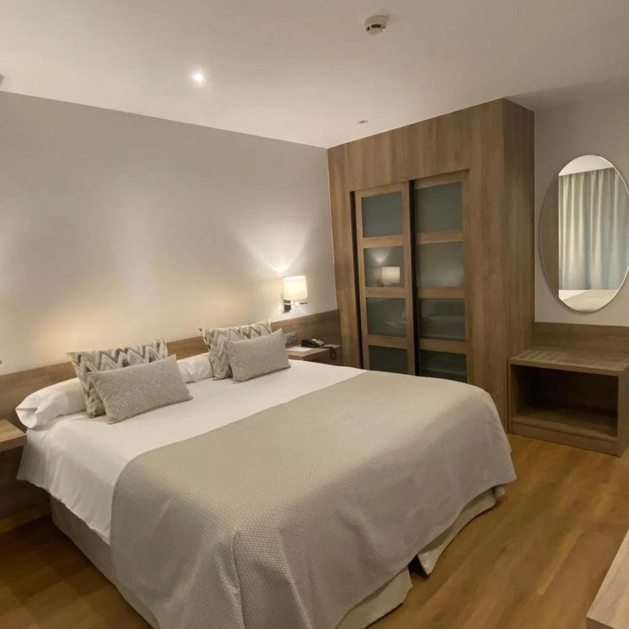 Hotel Colon Rambla foto