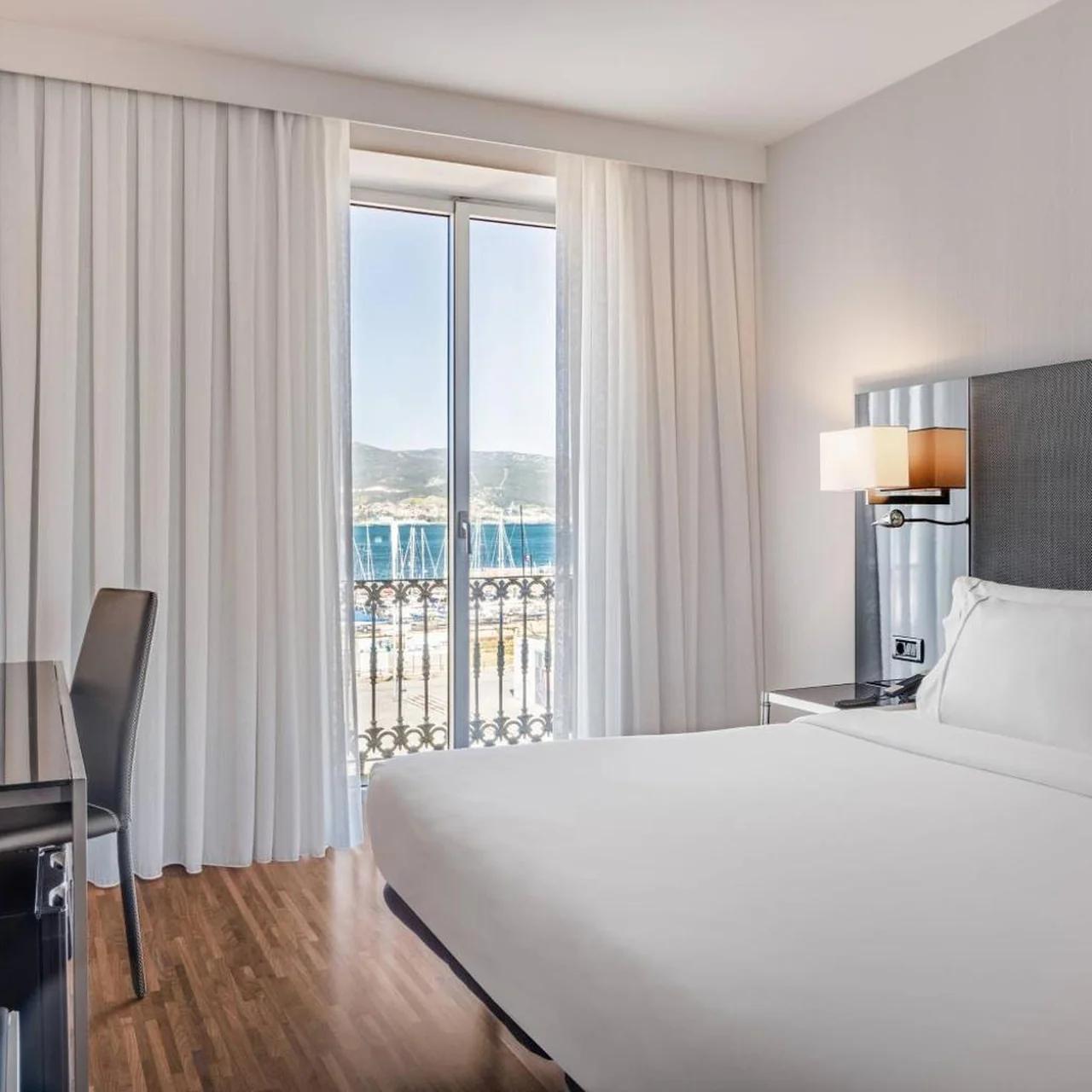 AC Hotel Palacio Universal by Marriott photo