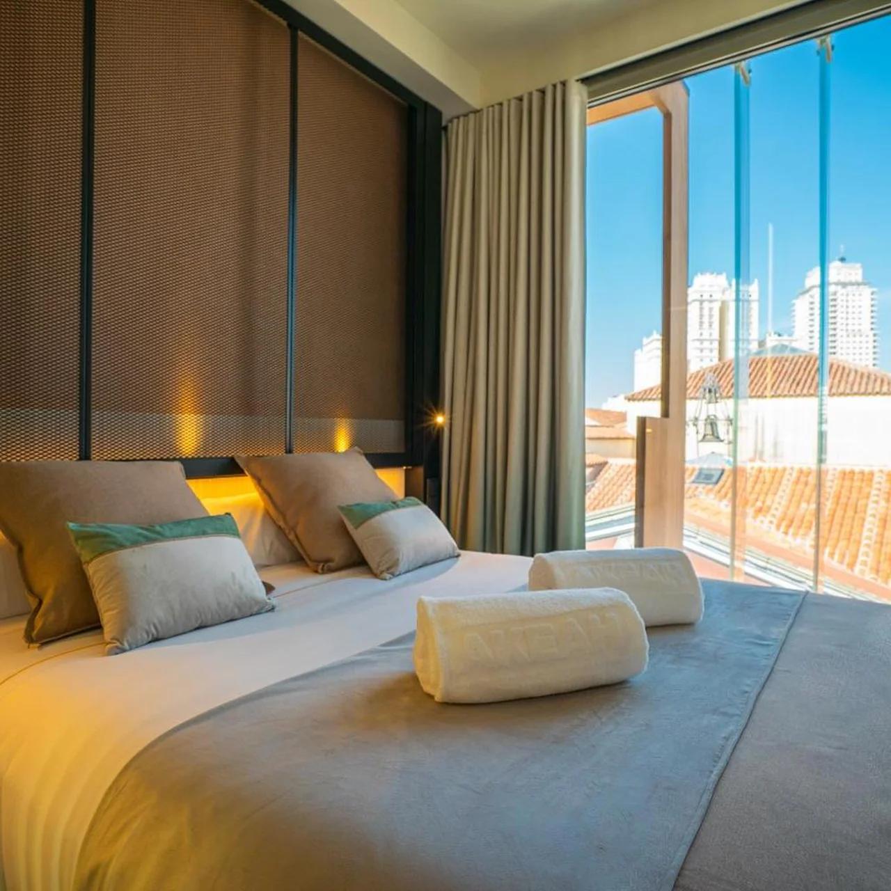 Akeah Hotel Gran Vía photo