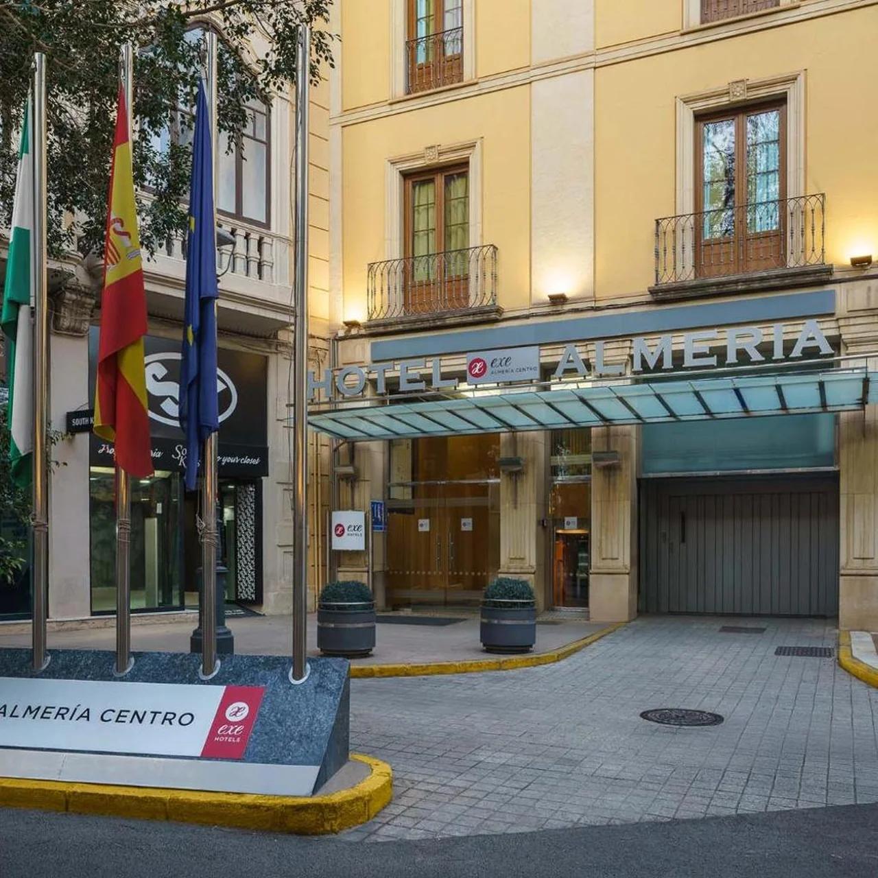 Exe Almería Centro foto