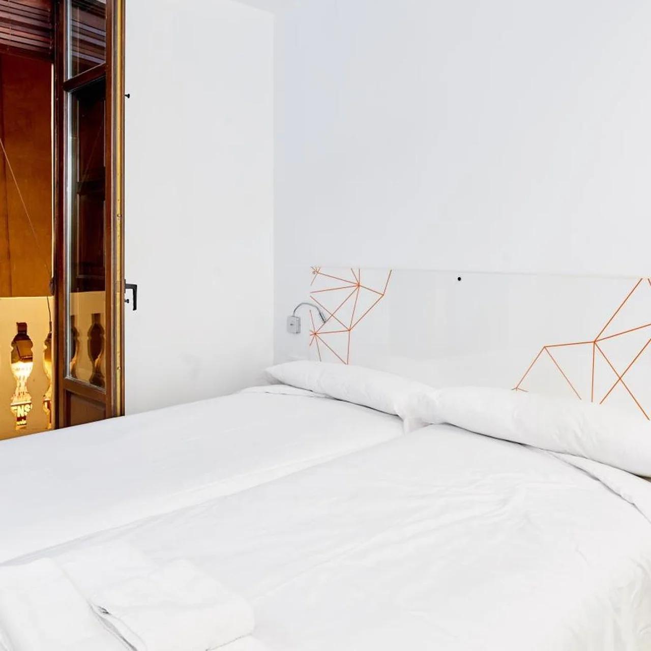AMC Granada Hostal photo