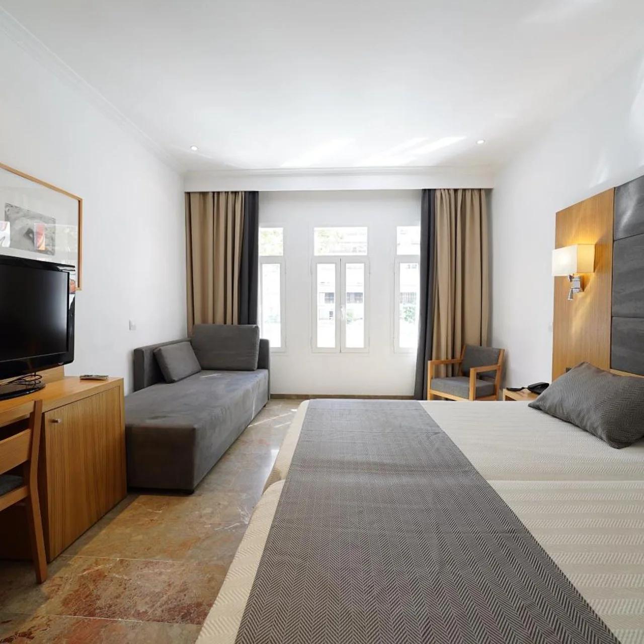 Hotel Artmadams photo