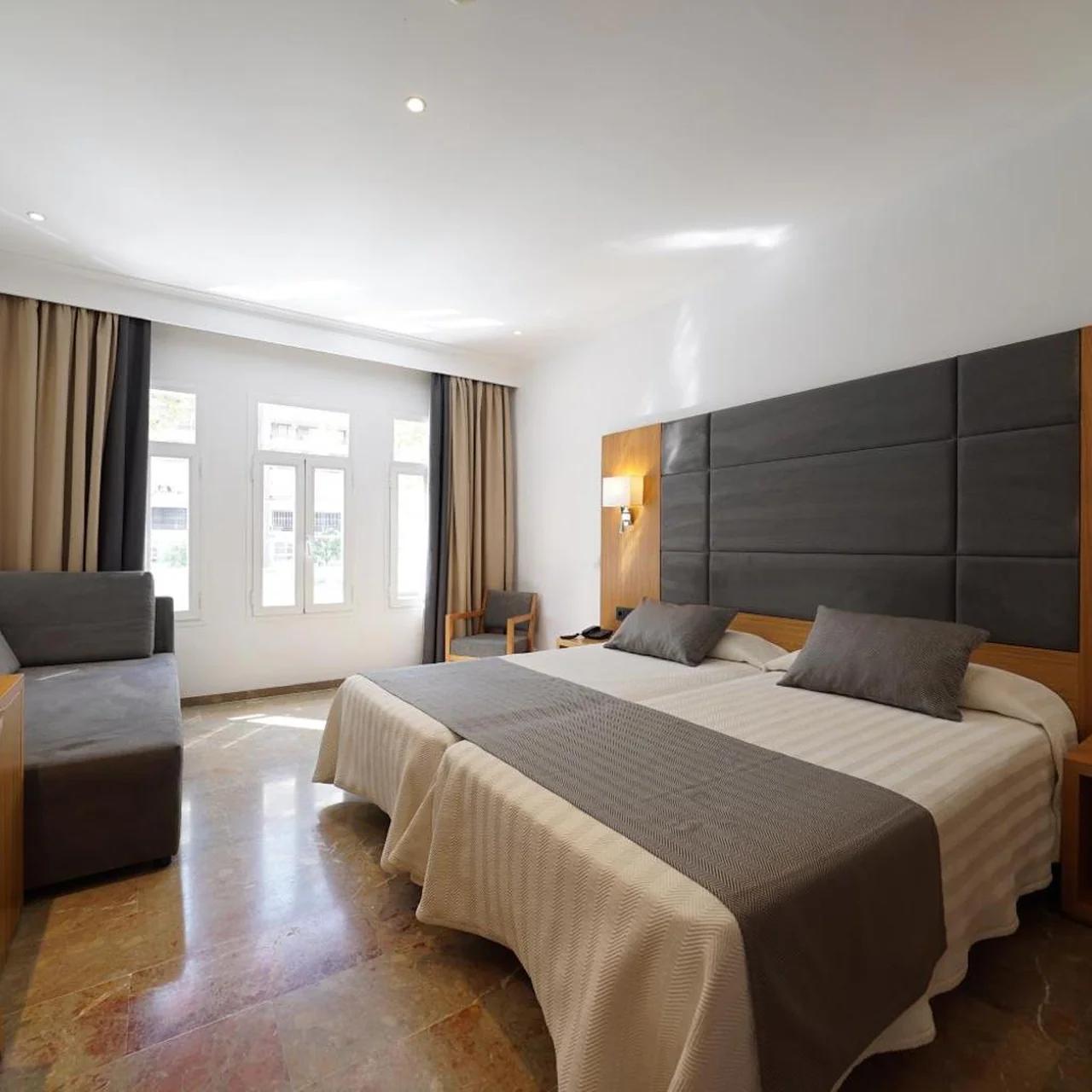 Hotel Artmadams photo