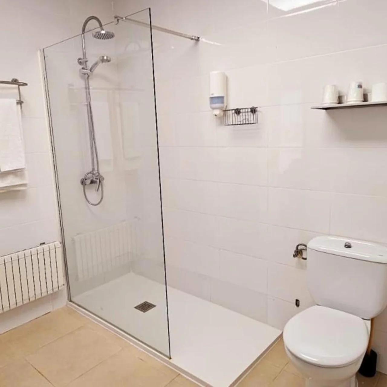 Hotel Artxanda Bilbao, Parking Gratuito en el Exterior Junto al Hotel photo