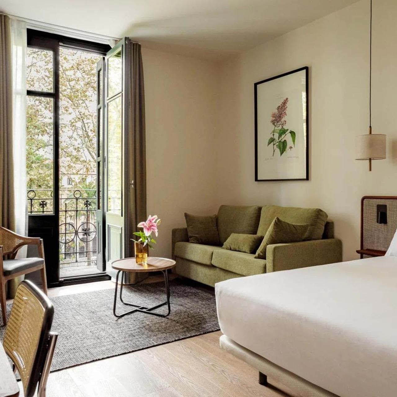 Batimont Suites & Apartments photo