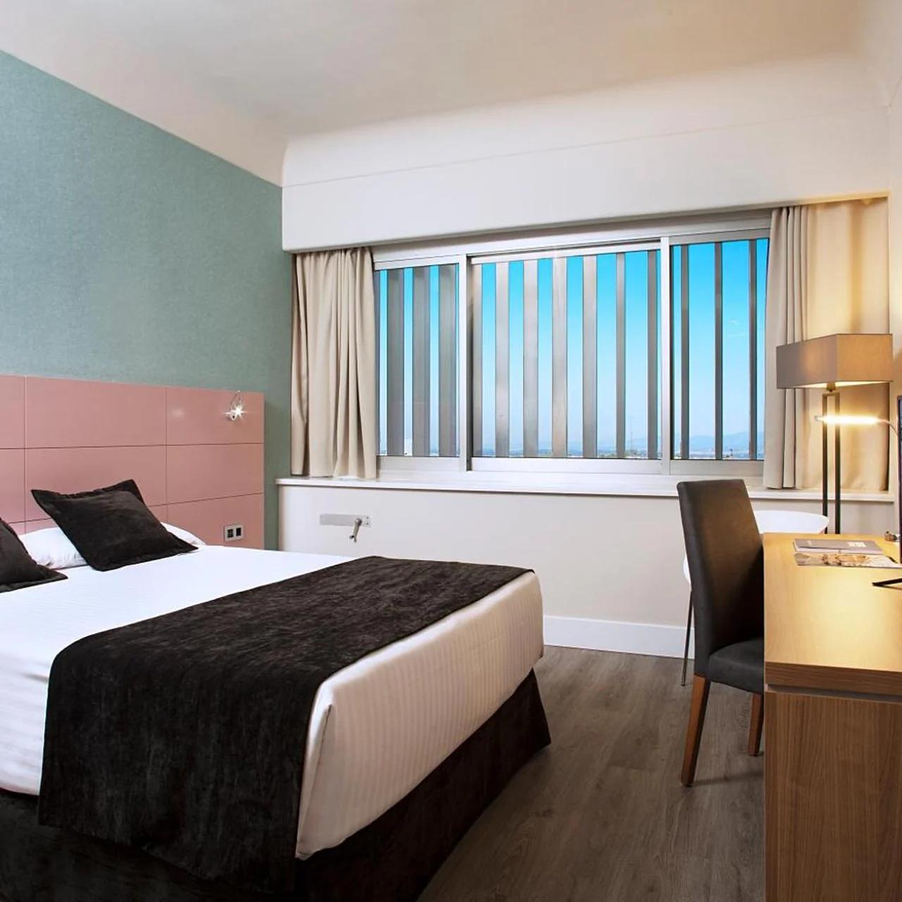 Hotel Chamartin The One photo