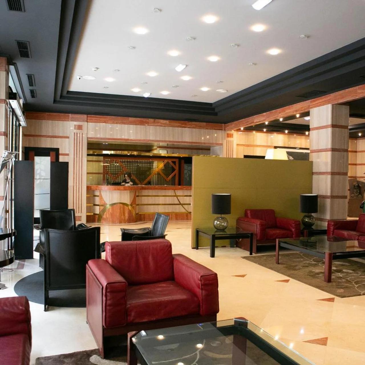 Hotel Sercotel Ciudad de Oviedo foto