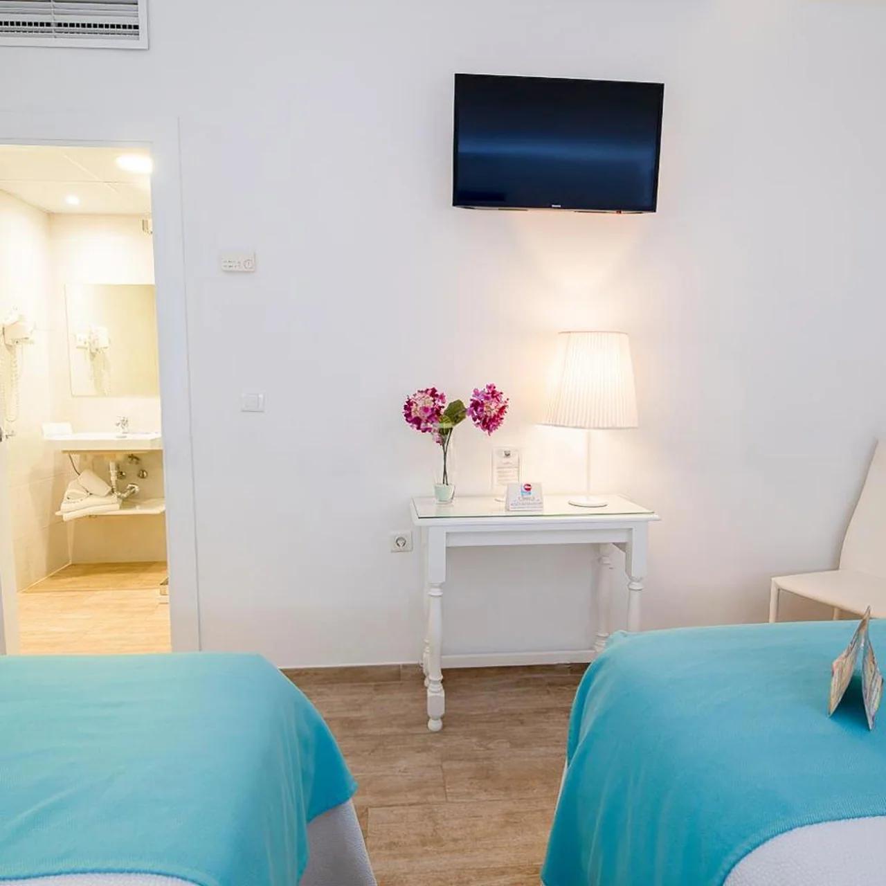 Hotel Romerito photo