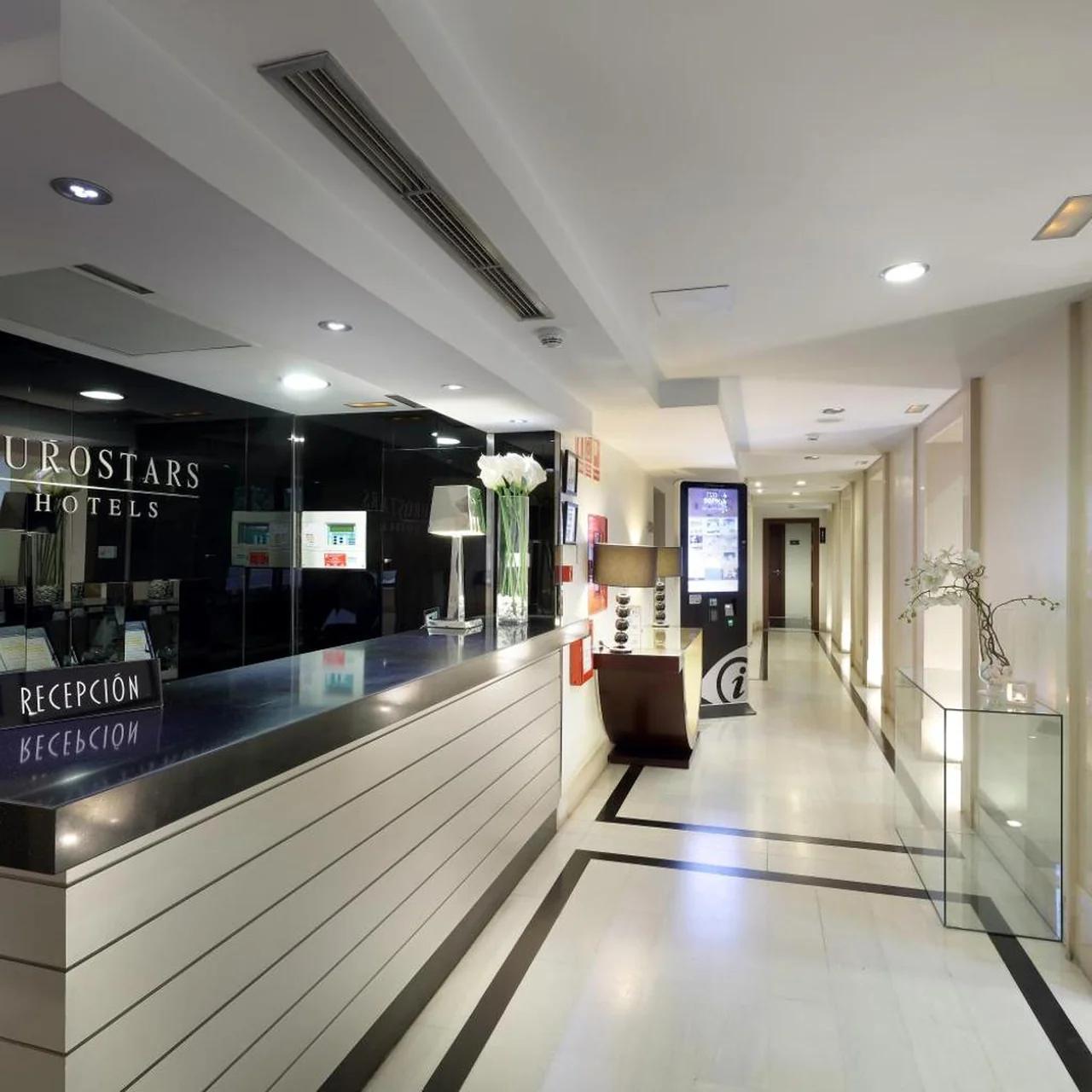 Eurostars Gran Via photo