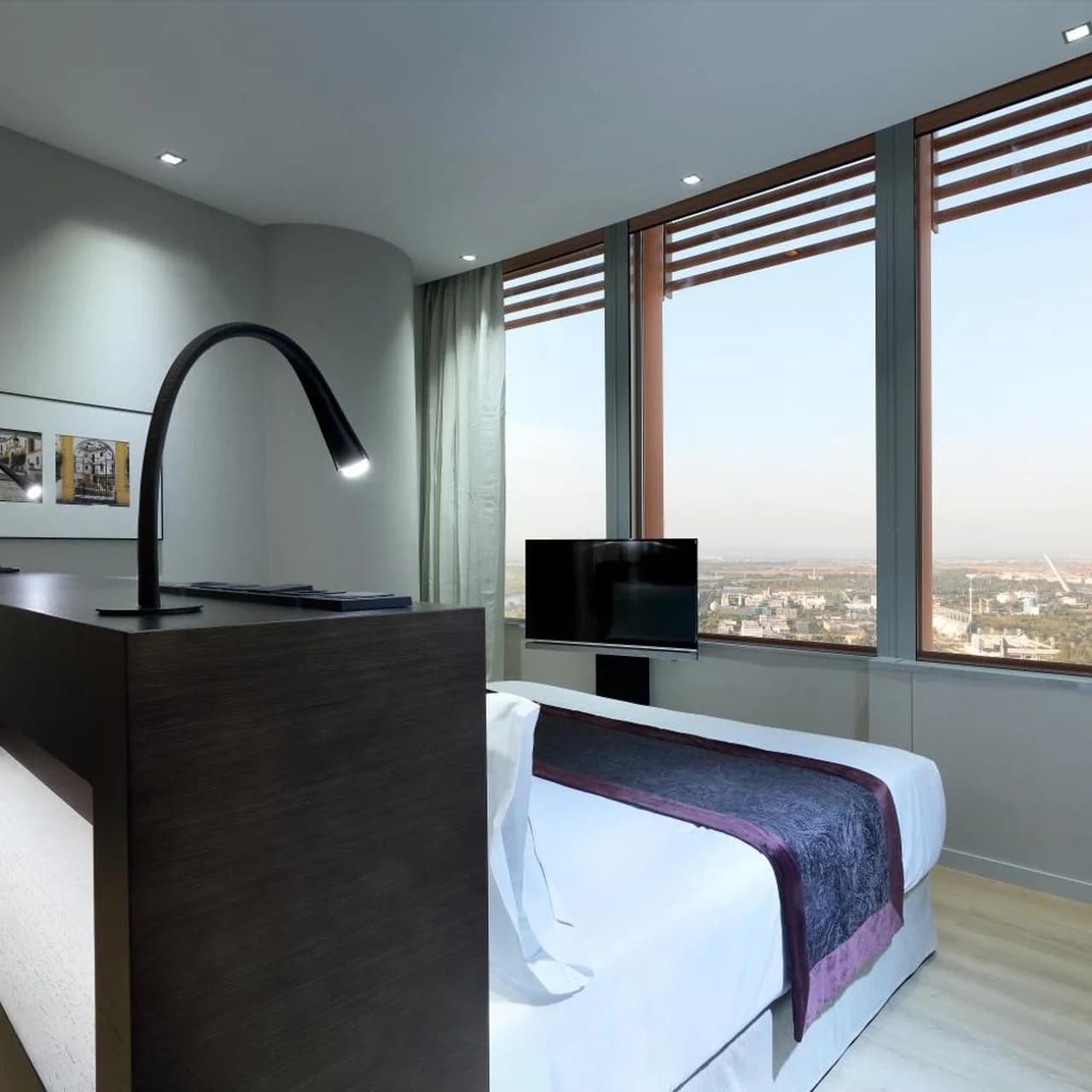 Eurostars Torre Sevilla photo