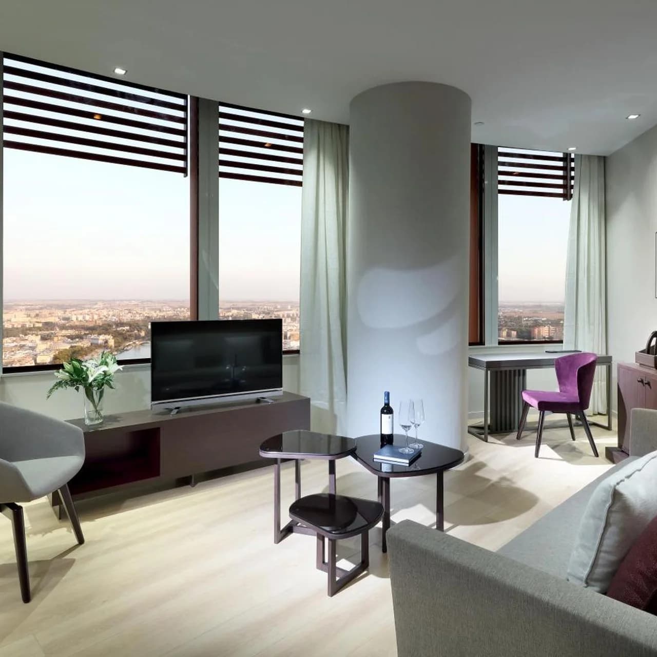 Eurostars Torre Sevilla photo