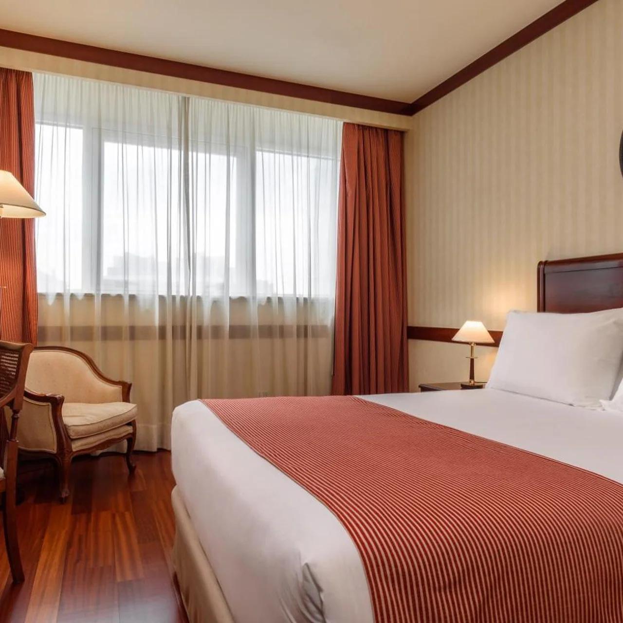 Eurostars Gran Hotel Santiago photo