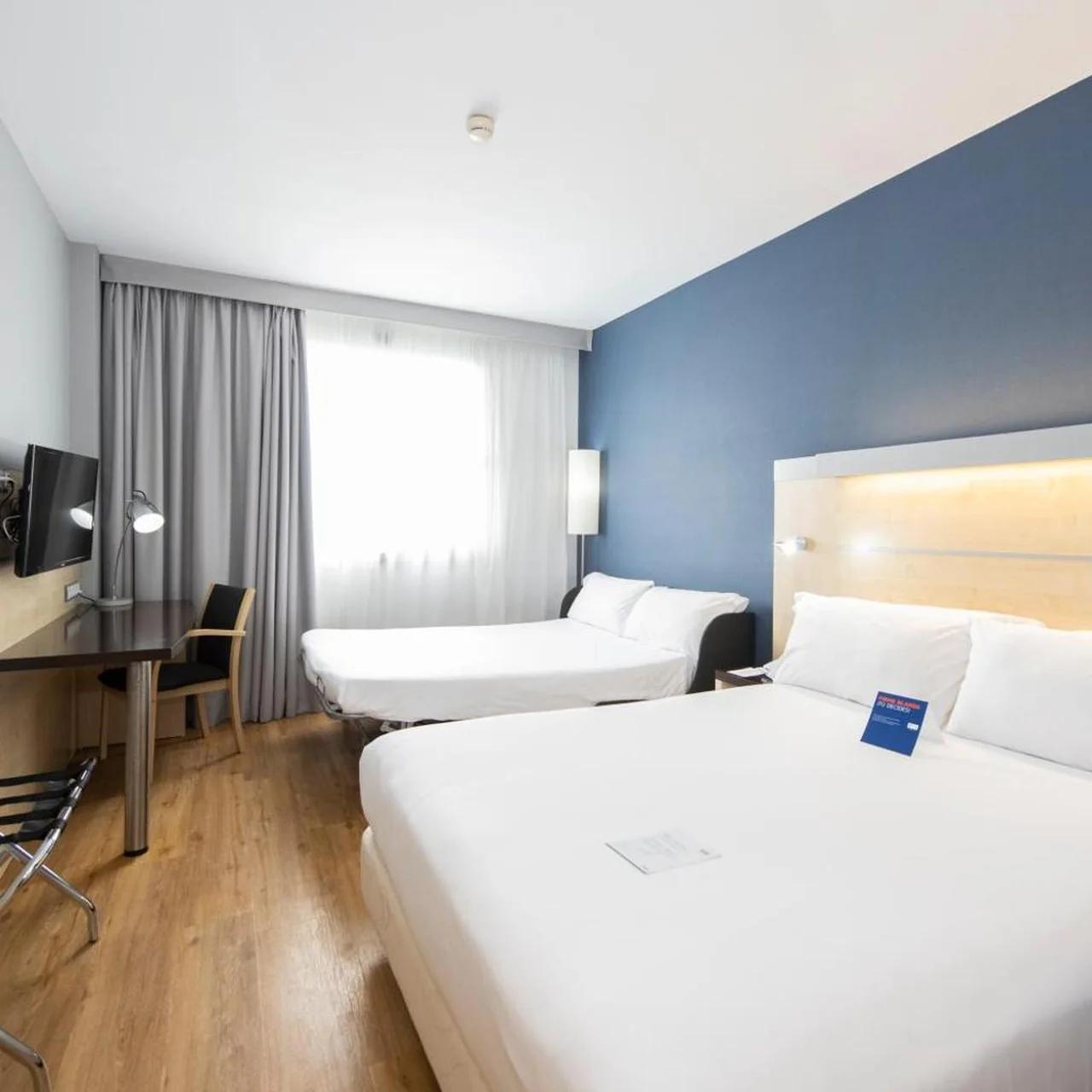 Holiday Inn Express Barcelona City 22@ by IHG photo