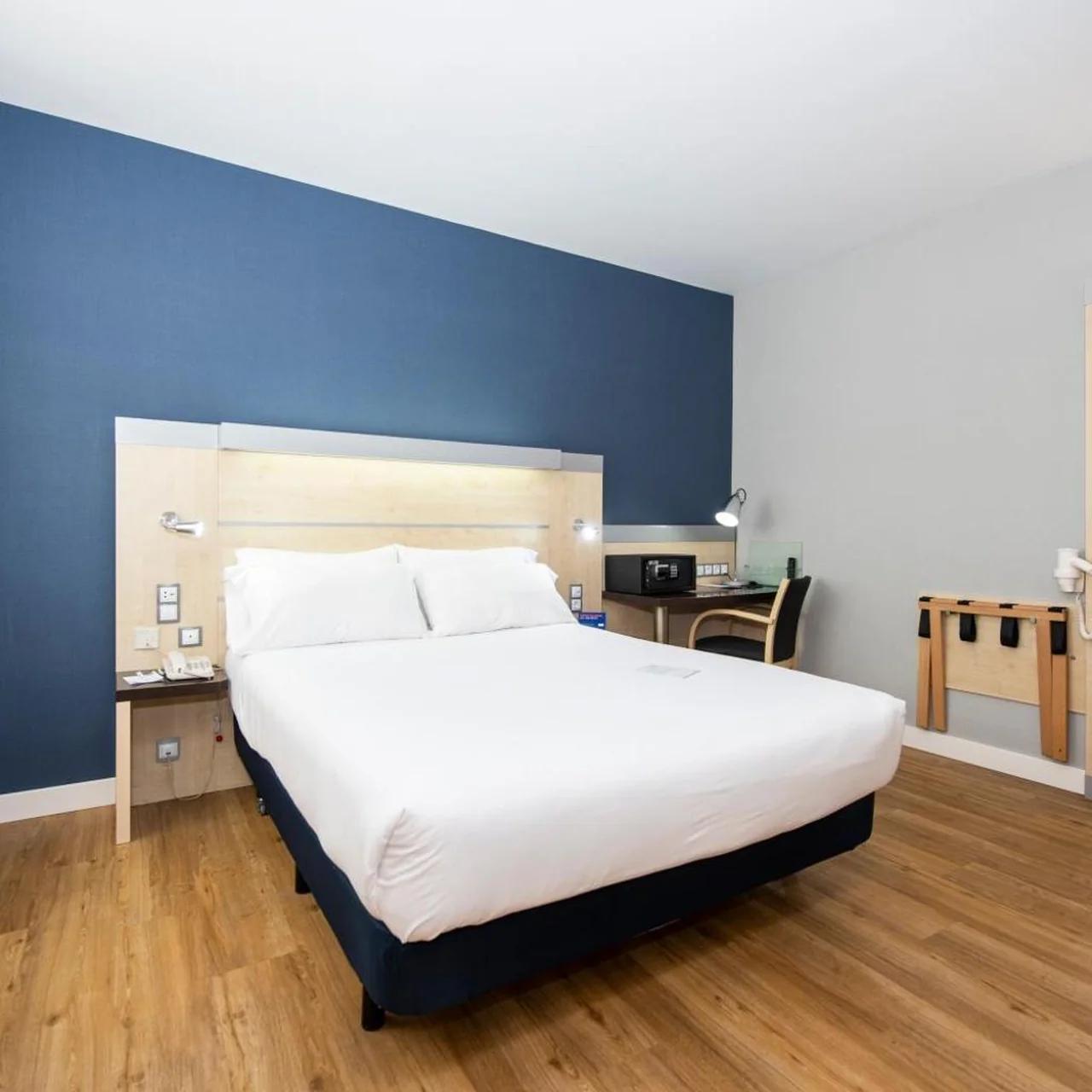 Holiday Inn Express Barcelona City 22@ by IHG photo