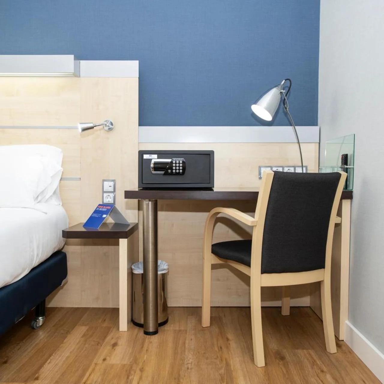 Holiday Inn Express Barcelona City 22@ by IHG photo