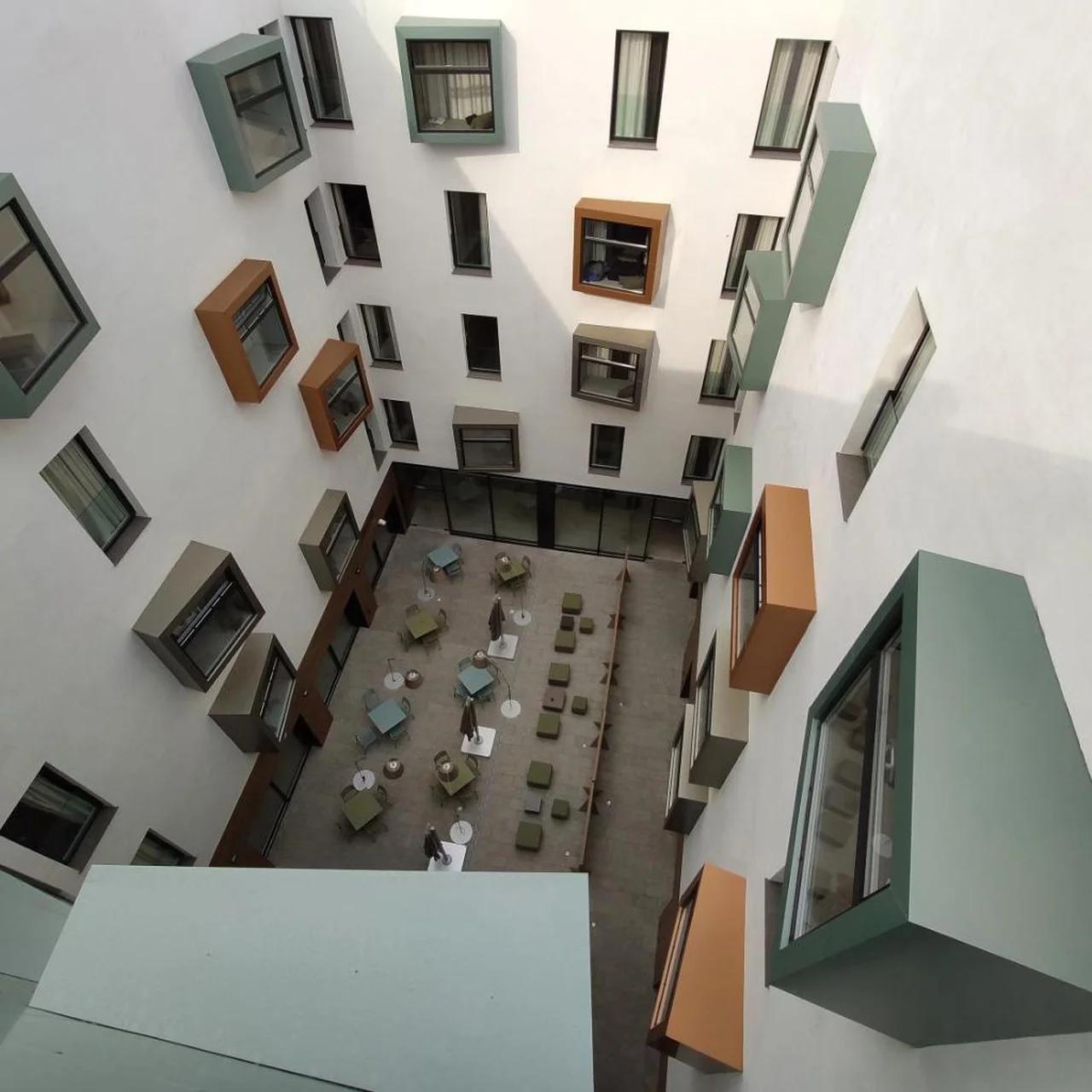 Hotel Macià Sevilla Kubb photo