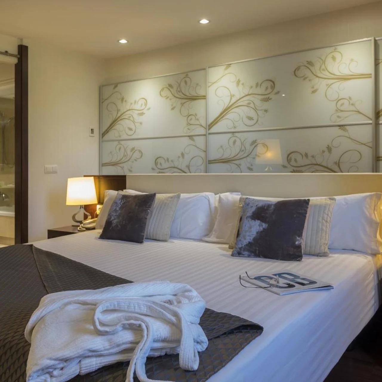 Hotel Gran Ultonia photo