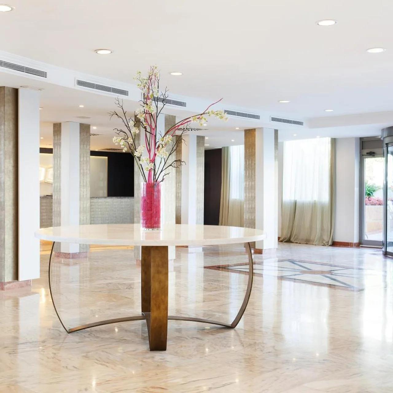 Grupotel Acapulco Playa - Adults Only photo