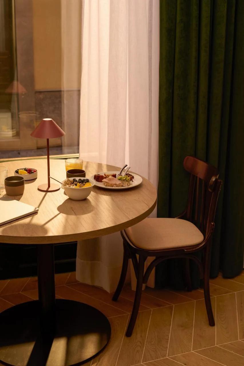 Honest Granada Hotel foto