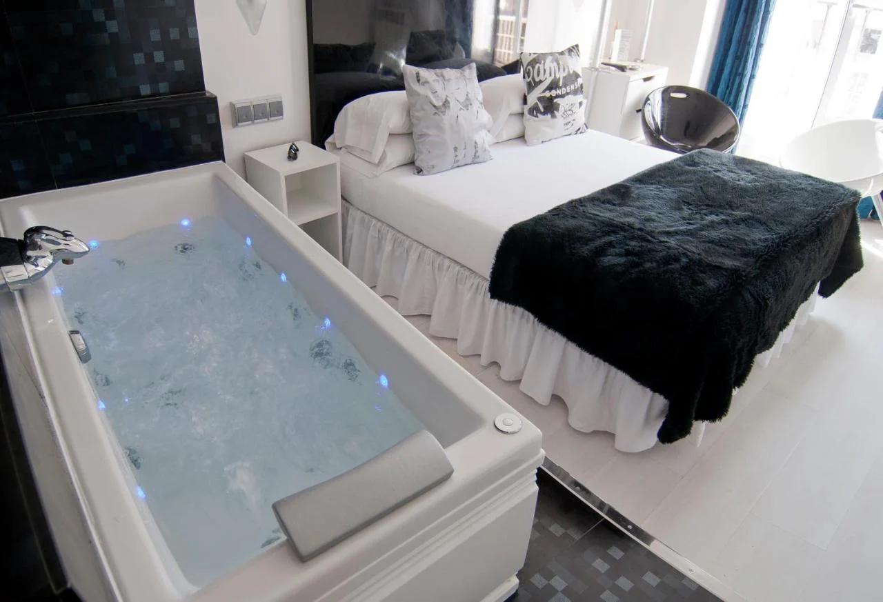 Hostal Santo Domingo photo