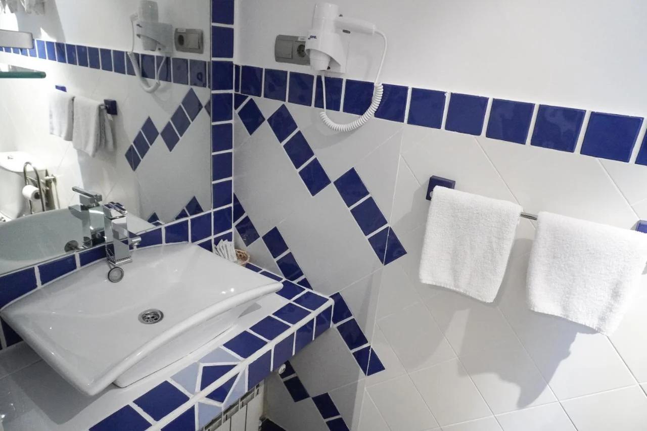 Hostal Santo Domingo photo