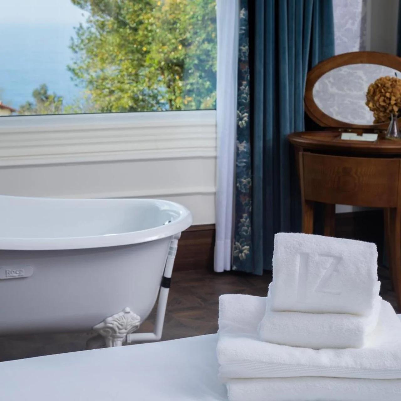 Hotel Luze Boutique San Sebastian photo