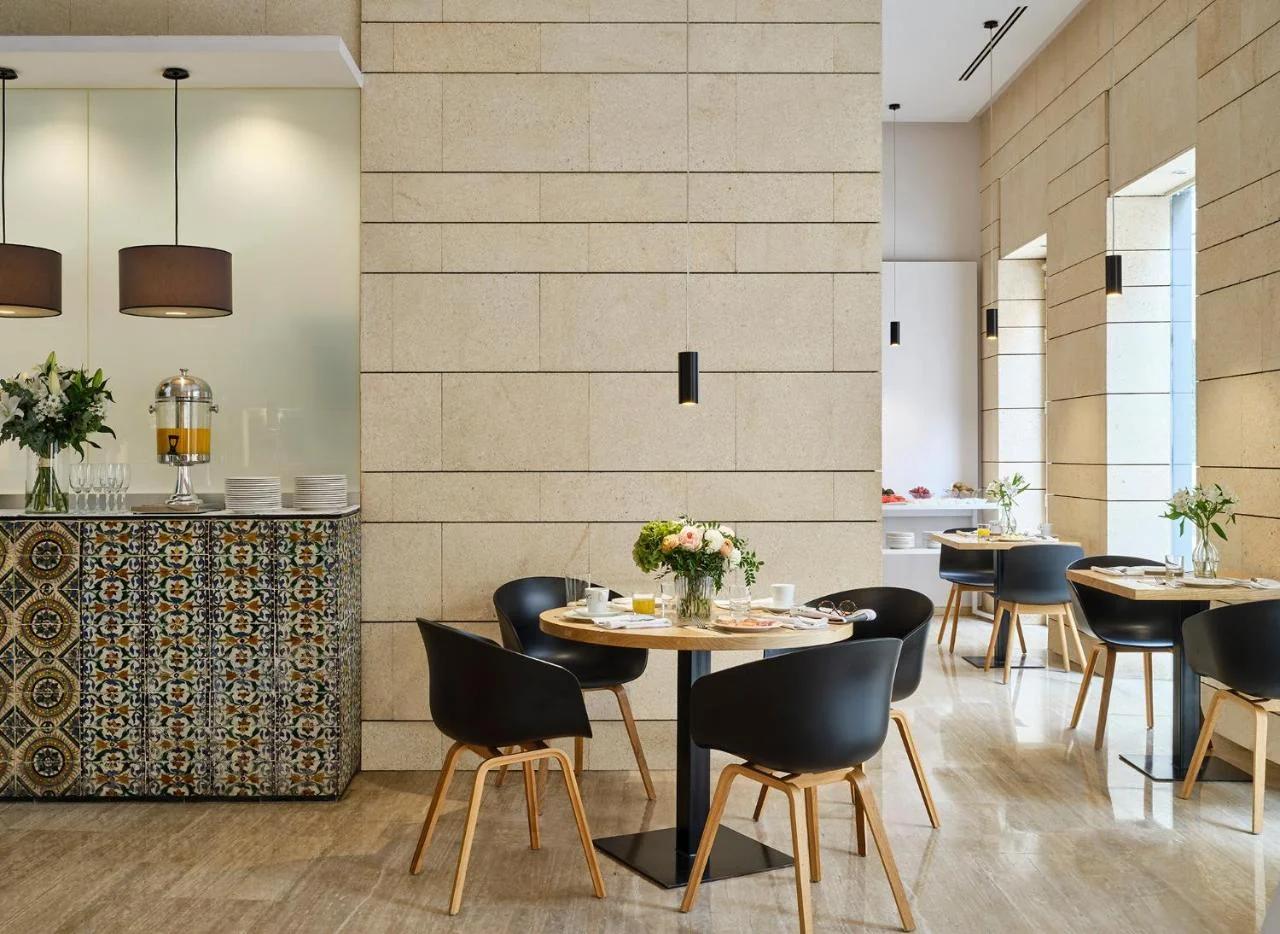 Hotel Rey Alfonso X photo