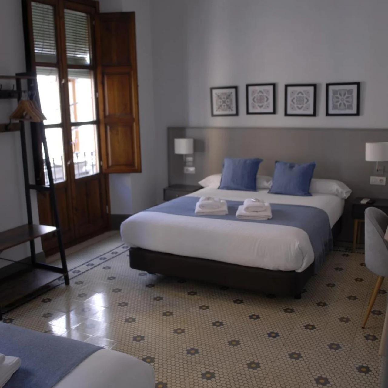 La Perla Granada Suites photo