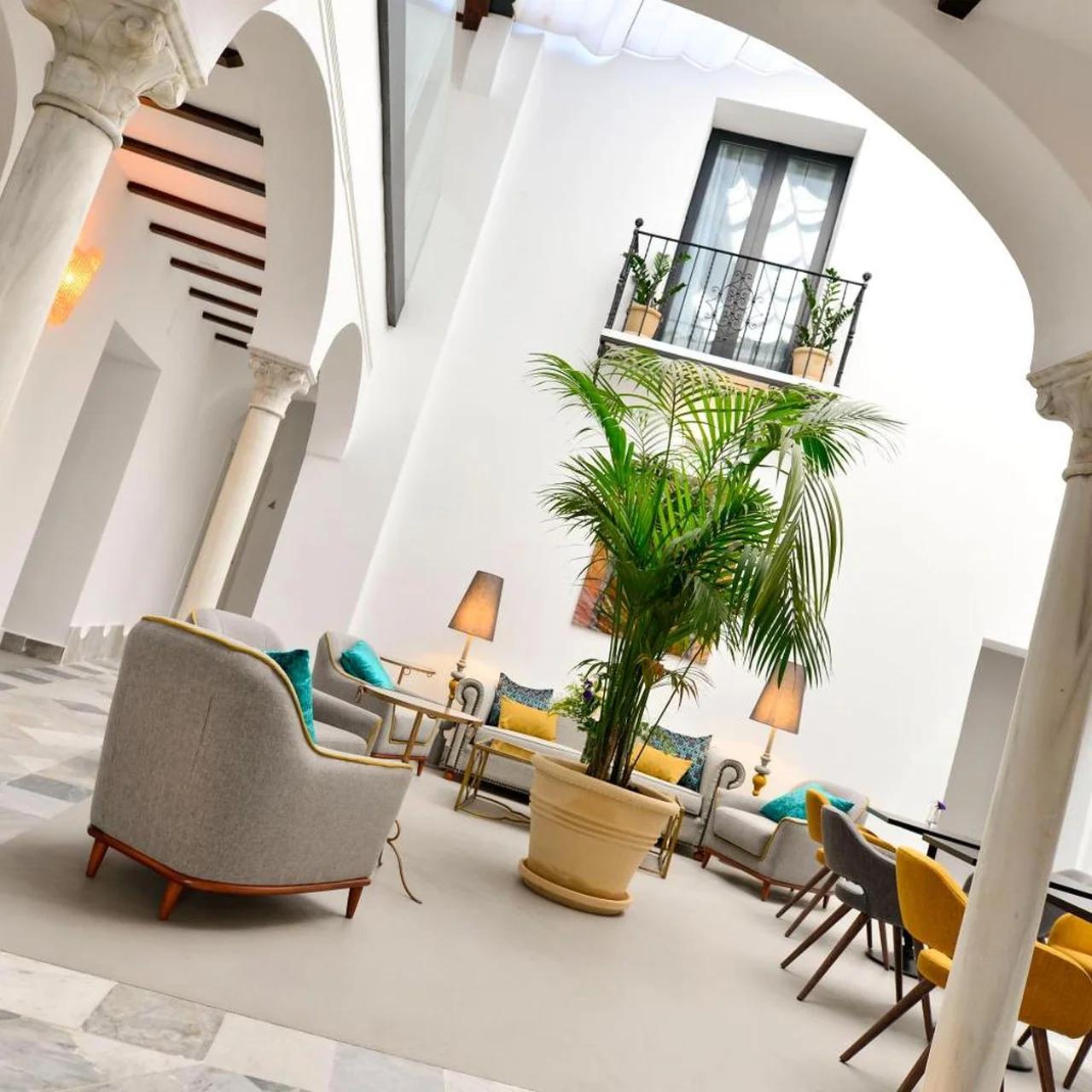 Legado Alcazar Hotel photo