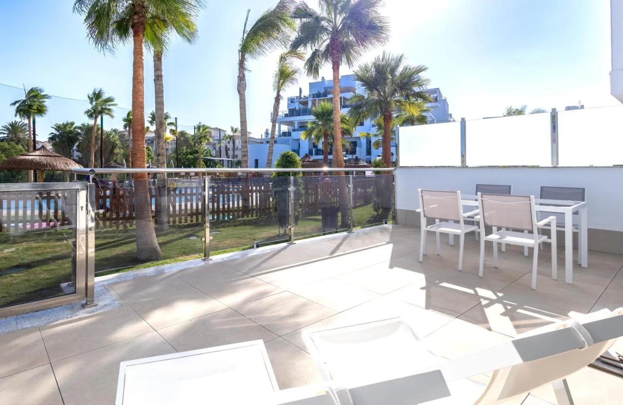 LM APARTAMENTOS AGUACATE Beach 6 photo