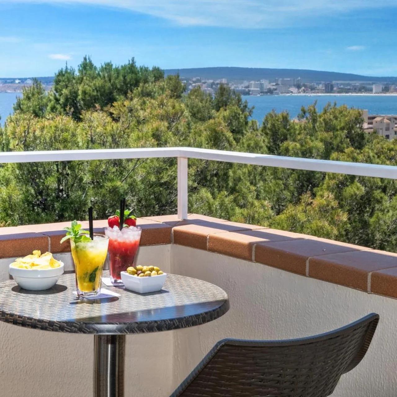 Salles Hotels Marina Portals photo