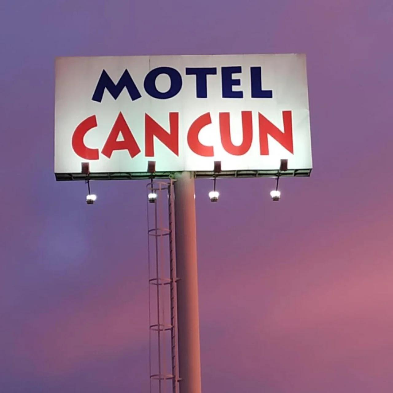 Motel Cancun León photo